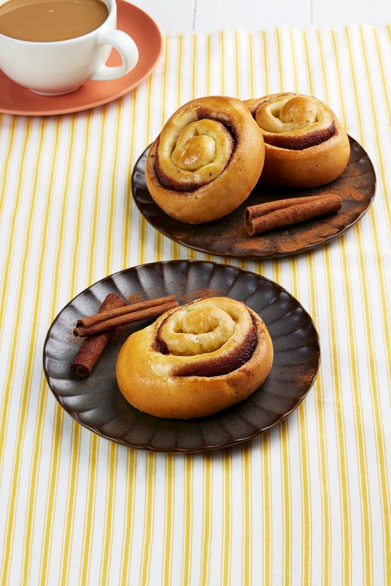 Oululainen Pullava Kanelipulla 275g Finnish Sweet Buns Oululainen Pullava Kanelipulla 275g Finnish Sweet Buns